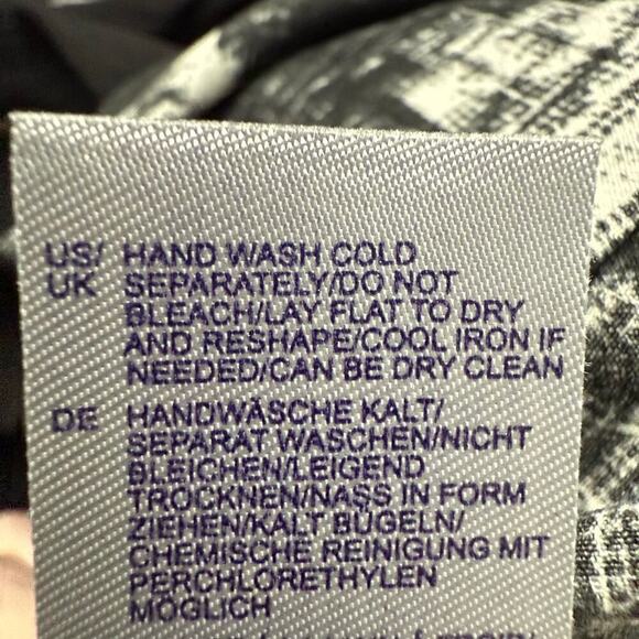 NYDJ Jumpsuit Womens Size 6 Milly Printed Black Woodblock Batik Romper New - Picture 7 of 13